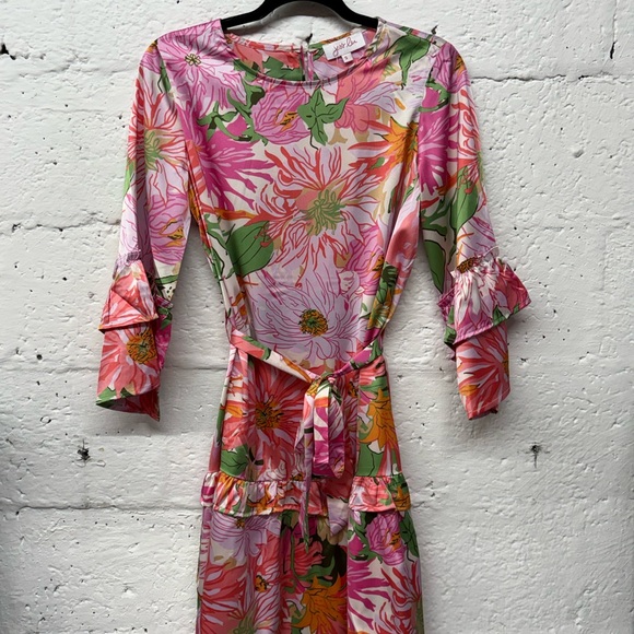 Jess Lea Dresses & Skirts - Jess Lea Pink Tropical Wrap Dress - Size Small